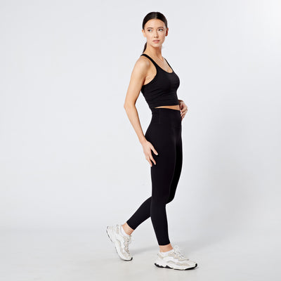 Running leggings with pockets