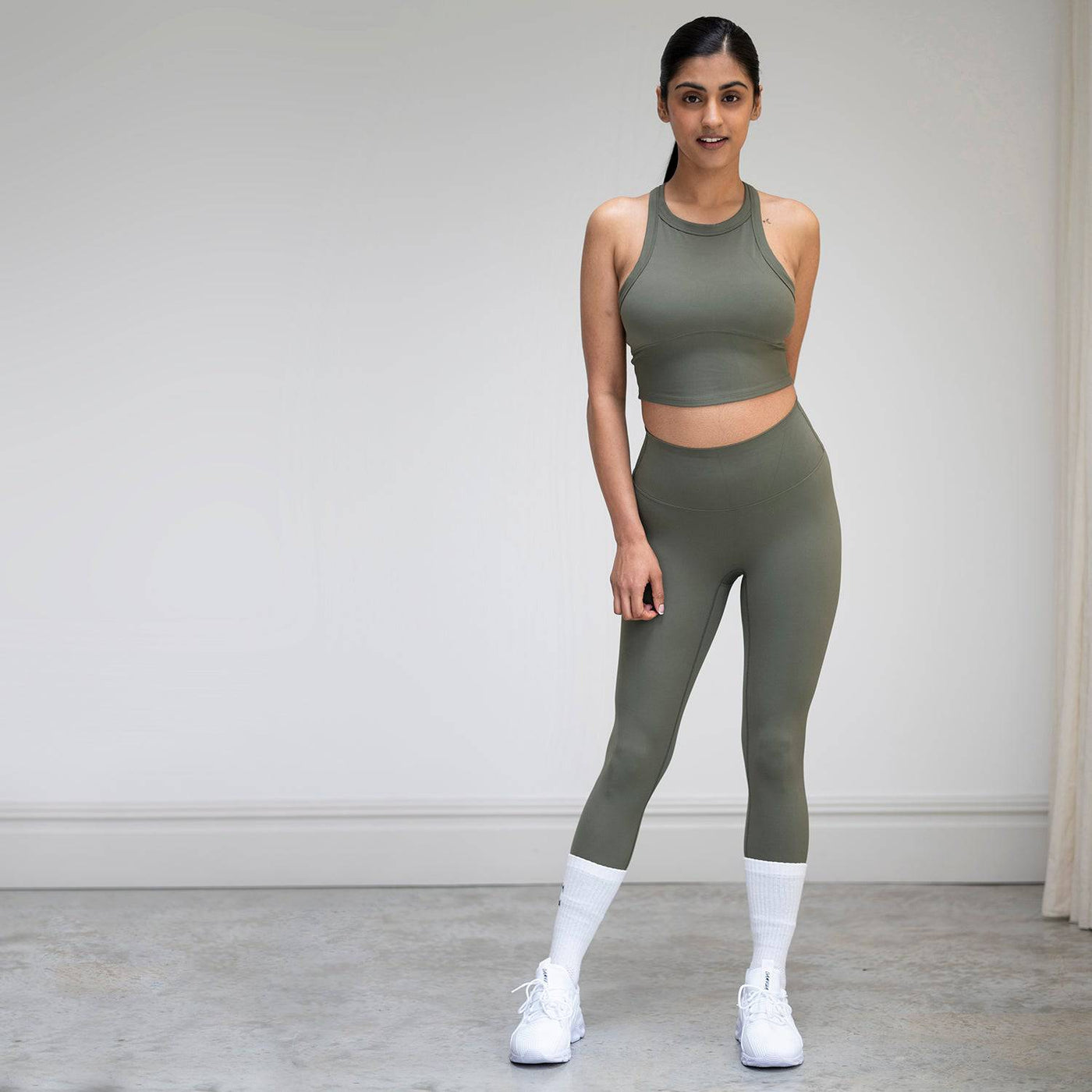 Revive Second Skin Leggings Sage - JC London