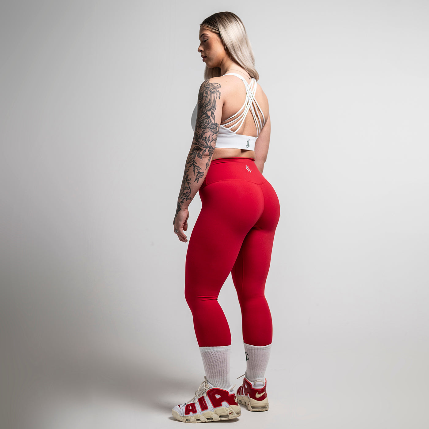 Second skin red leggings 