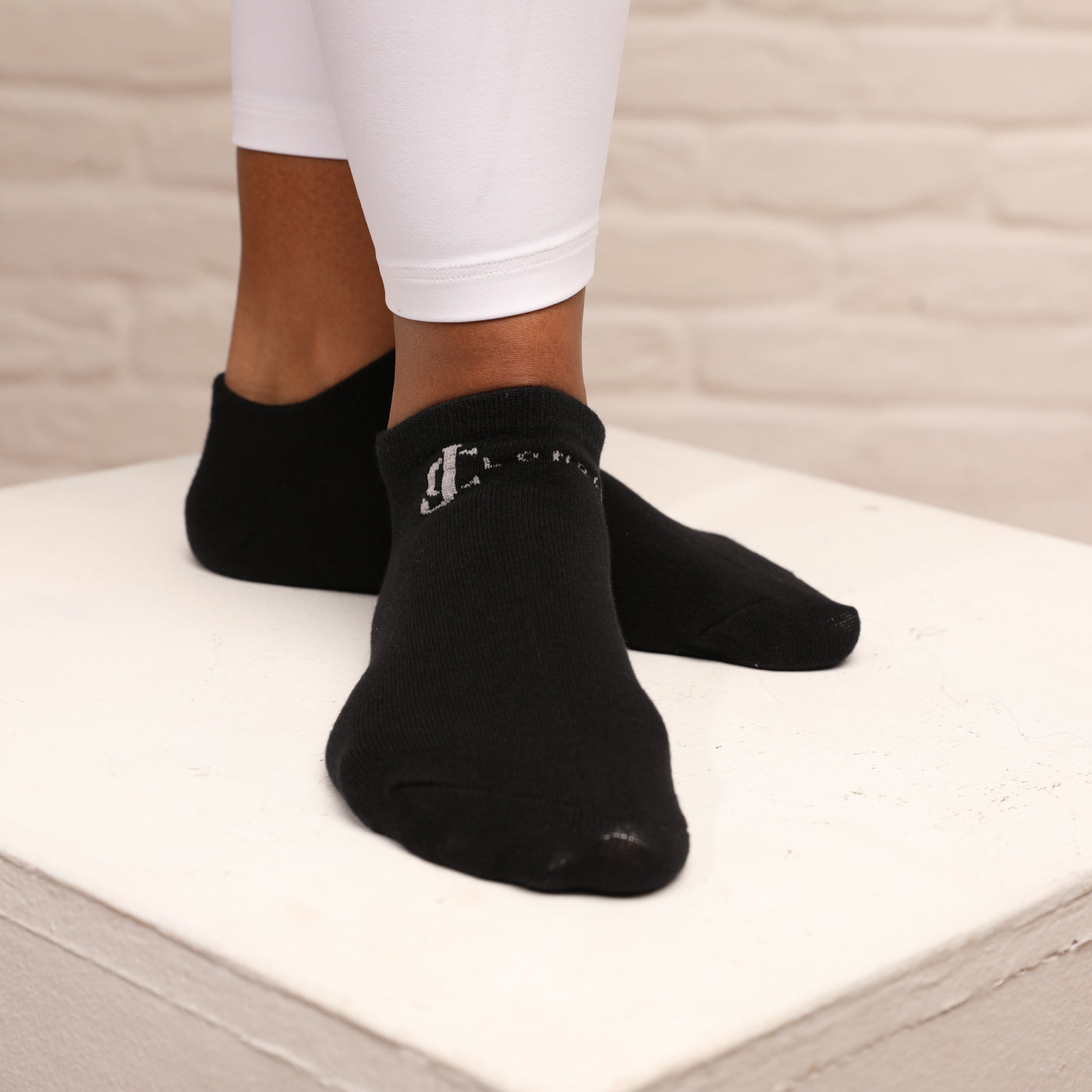 Black ankle socks